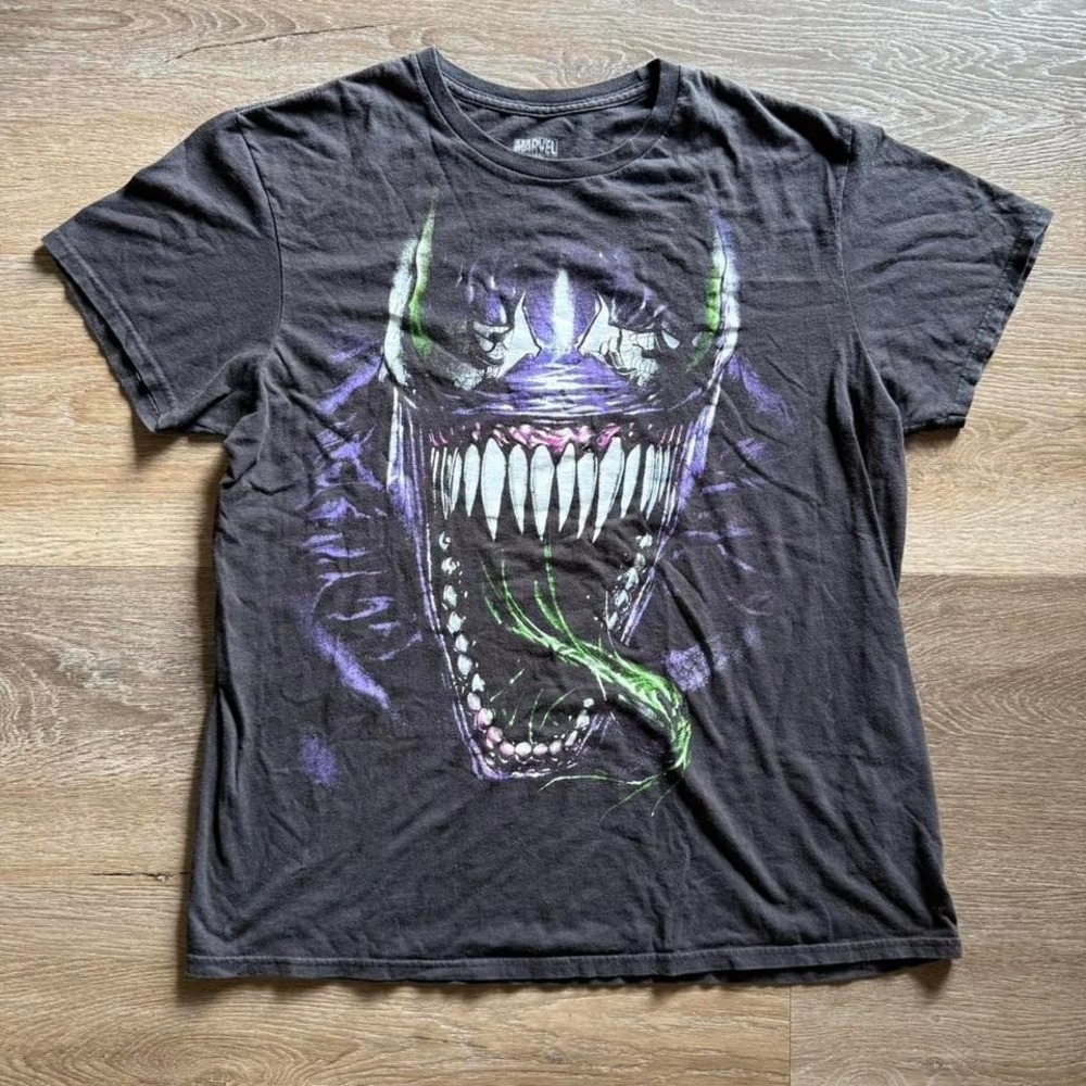 Y2K Marvel Venom‎ black tee Size L